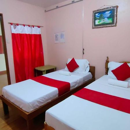 Oyo 1038 William Hearts Pension Puerto Princesa Esterno foto