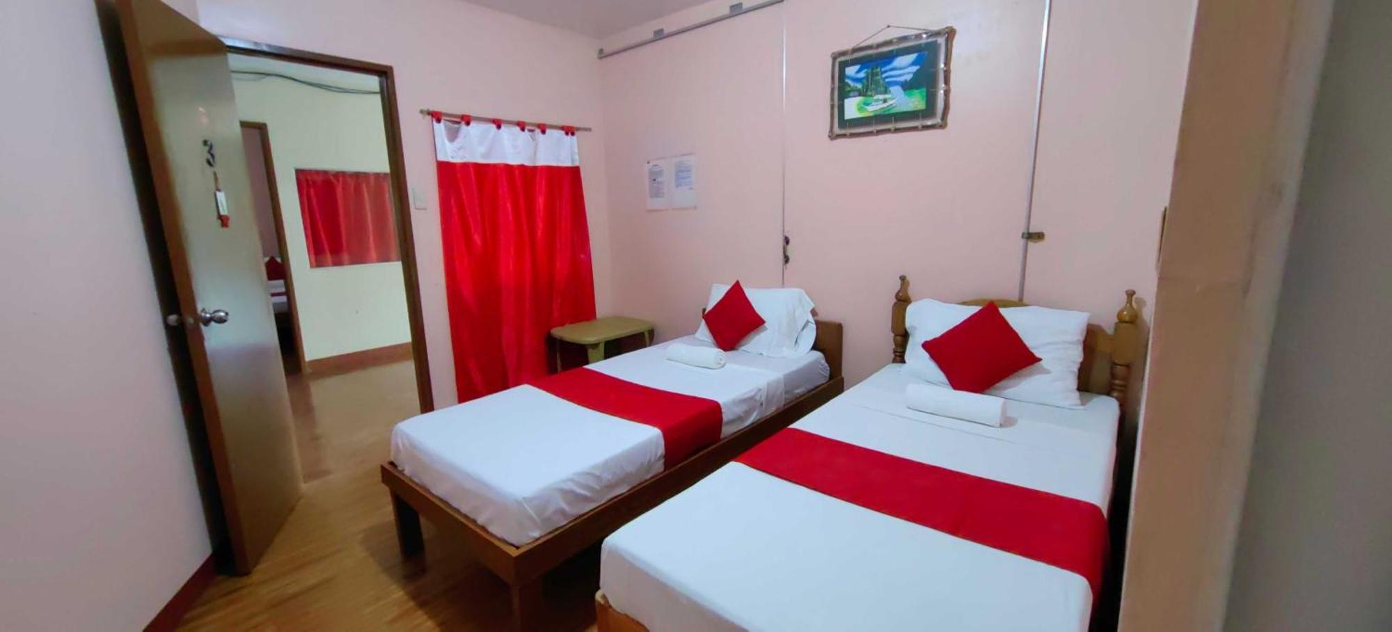Oyo 1038 William Hearts Pension Puerto Princesa Esterno foto
