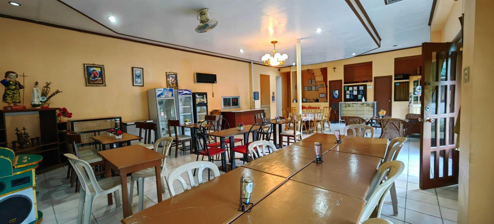 Oyo 1038 William Hearts Pension Puerto Princesa Esterno foto